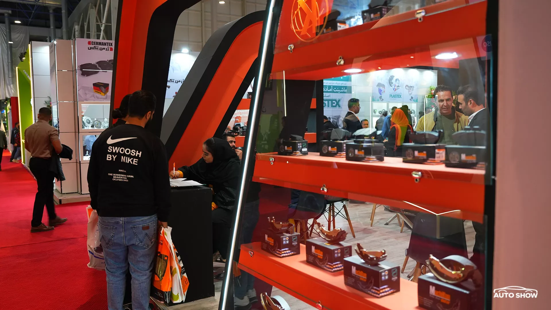 نوآوری و توسعه صنعت قطعات خودرو در نمایشگاه مشهد